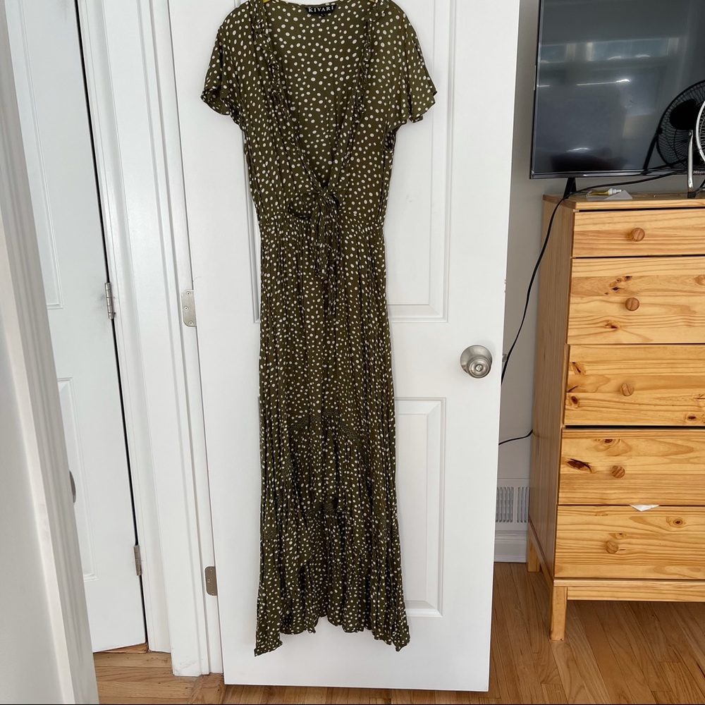 Kivari Green Tiered Flutter Sleeve Sundress